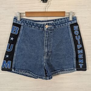 Vintage 90's Y2K B.U.M. Equipment Denim Logo Jean Shorts Size 9/10 High Rise